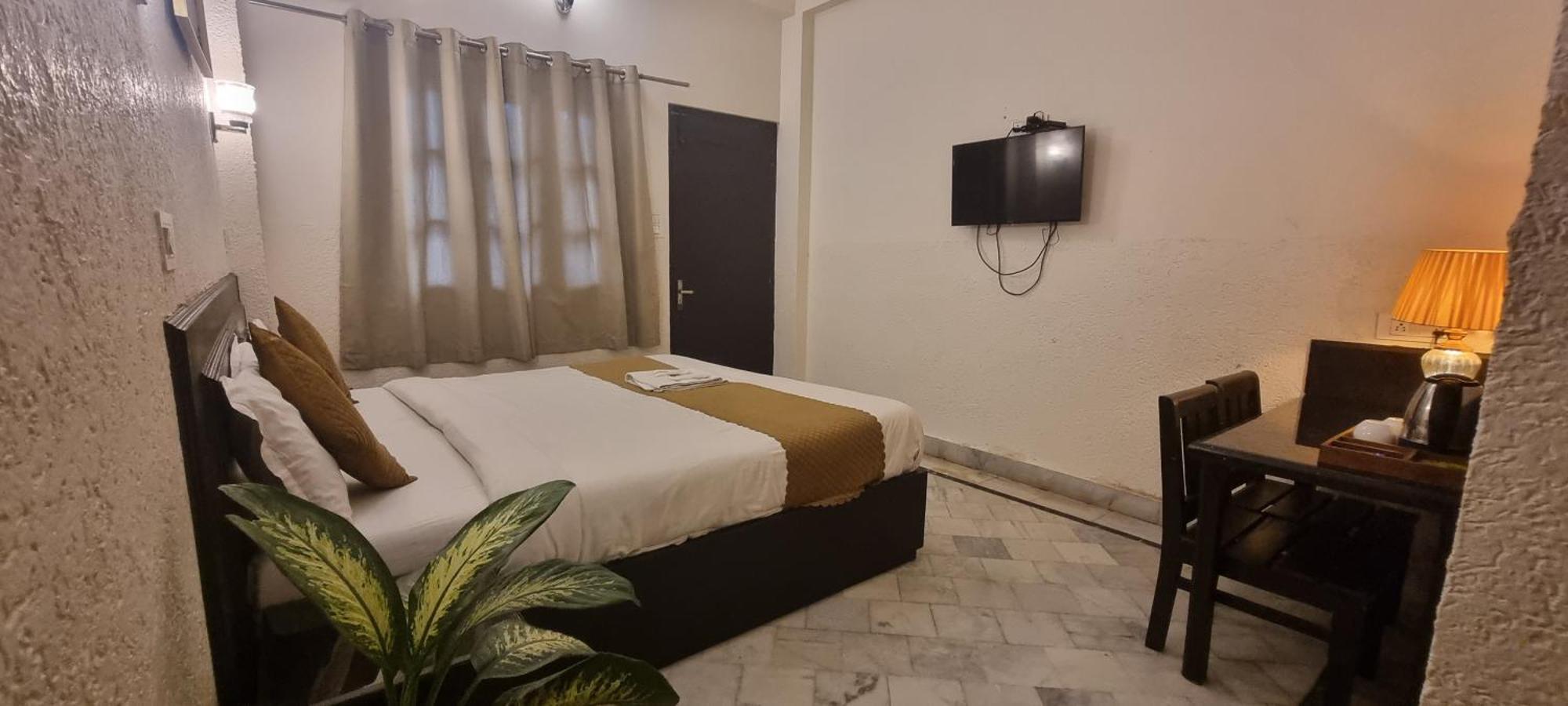 Praana Wellness Resort By Around Stays リシケーシュ エクステリア 写真