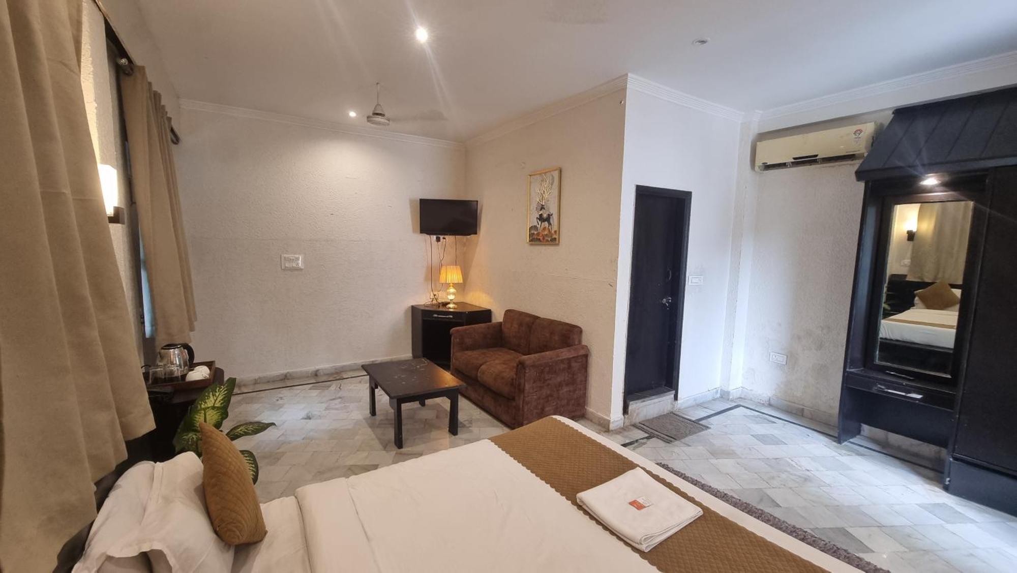 Praana Wellness Resort By Around Stays リシケーシュ エクステリア 写真