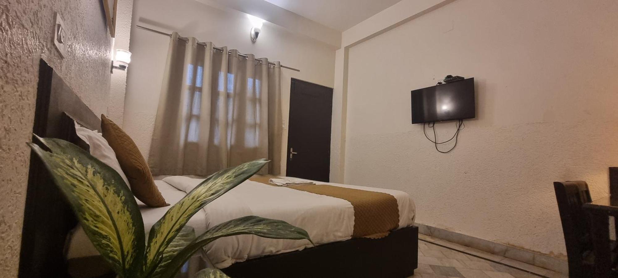 Praana Wellness Resort By Around Stays リシケーシュ エクステリア 写真